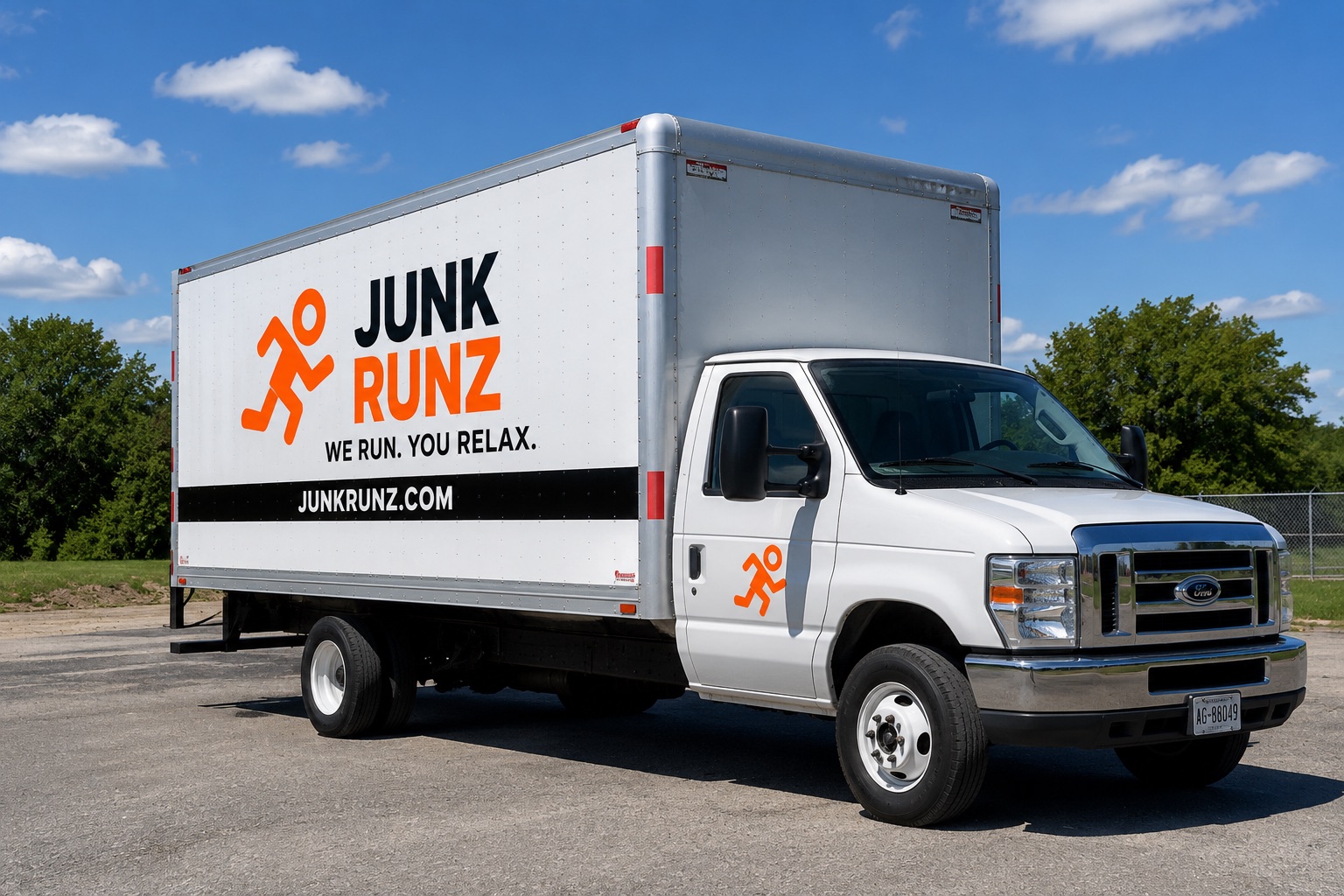 JunkRunz branded box truck